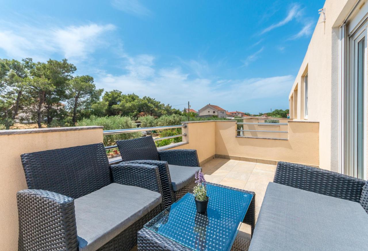 Agape Apartments Биоград-на-Мору Экстерьер фото